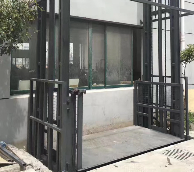 株洲导轨式施工升降机助力民生工程提速增效